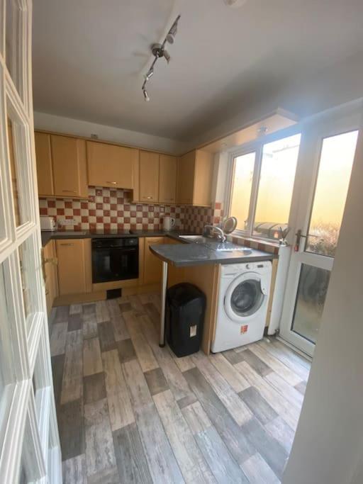 Modern Two Bed House Close To City Centre Belfast Bagian luar foto