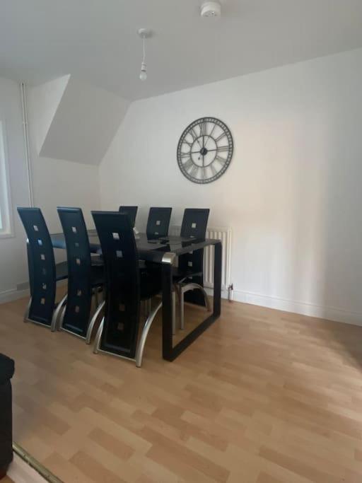 Modern Two Bed House Close To City Centre Belfast Bagian luar foto