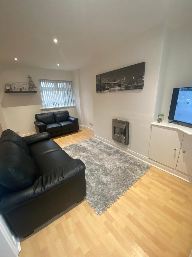 Modern Two Bed House Close To City Centre Belfast Bagian luar foto